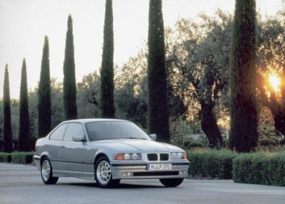 Автомобиль BMW 3er 325 i (192 Hp) - описание, фото, технические характеристики