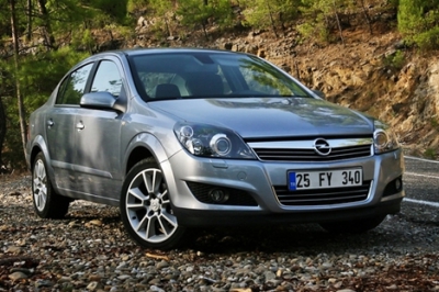 Автомобиль Opel Astra 2.0 Turbo (200 Hp) - описание, фото, технические характеристики