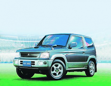 Автомобиль Mitsubishi Pajero 0.7 20V Turbo (64 Hp) - описание, фото, технические характеристики