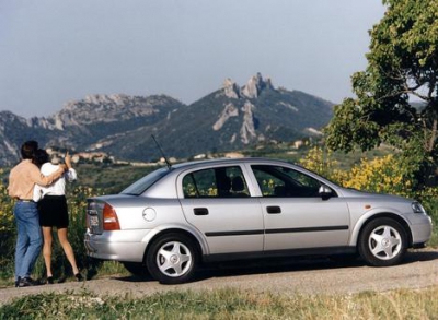 Автомобиль Opel Astra 1.6 (75 Hp) - описание, фото, технические характеристики