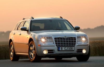 Автомобиль Chrysler 300C 3.5 i V6 24V (249 Hp) - описание, фото, технические характеристики