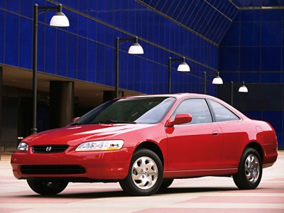 Автомобиль Honda Accord 2.0 i 16V (147 Hp) - описание, фото, технические характеристики