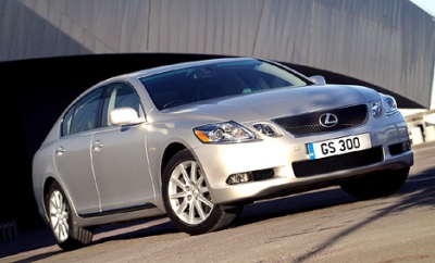 Автомобиль Lexus GS 300 (245 Hp) - описание, фото, технические характеристики