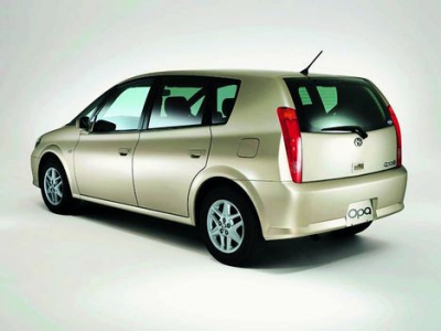 Автомобиль Toyota Opa 1.8 i 16V (136 Hp) - описание, фото, технические характеристики