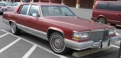 Автомобиль Cadillac Brougham 5.0 i V8 (173 Hp) - описание, фото, технические характеристики