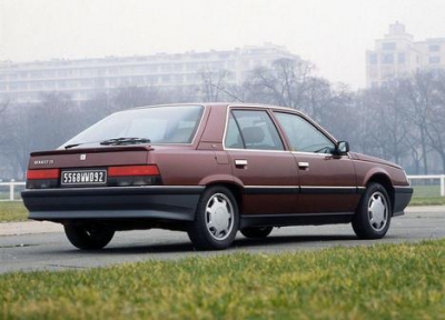 Автомобиль Renault 25 2.0 (103 Hp) - описание, фото, технические характеристики