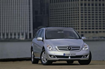 Автомобиль Mercedes-Benz R-klasse R 500 L (306 Hp) - описание, фото, технические характеристики