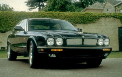 Автомобиль Jaguar XJR 4.0 i (363 Hp) - описание, фото, технические характеристики
