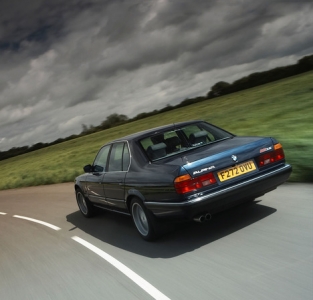 Автомобиль BMW Alpina B11 3.5 (241 Hp) - описание, фото, технические характеристики