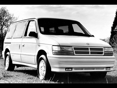 Автомобиль Dodge Caravan 3.3 SE (165 Hp) - описание, фото, технические характеристики