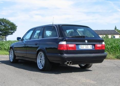 Автомобиль BMW 5er 525 td (115 Hp) - описание, фото, технические характеристики