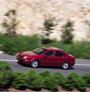 Автомобиль Lancia Lybra 2.0 20V (150 Hp) - описание, фото, технические характеристики