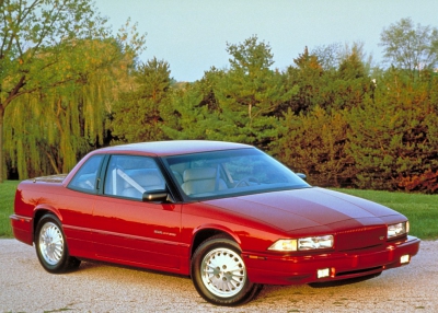 Автомобиль Buick Regal 3.1 i V6 (162 Hp) - описание, фото, технические характеристики