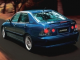 Toyota Altezza 1998 - н.в.